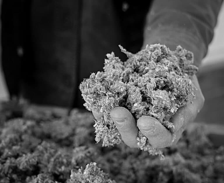 blown-cellulose-insulation-handful